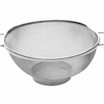 SignoraWare Kitchen Tools Food Grade Colander/Fruit/Vegetable/Rice/Pasta Multipurpose Straining Basket with Heavy Gauge(3 mm) Wire Handle and Stainless Steel Single MESH No. 9 (Dia 23 cm)